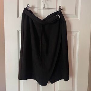 Elegant Black Women's Skirt